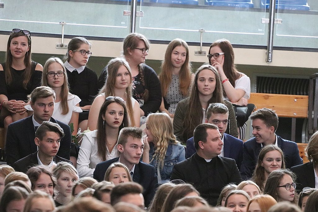 Zakończenie roku szkolnego w I Liceum Ogólnokształcącym [22.06.2018] - zdjęcie #9 - eOstroleka.pl