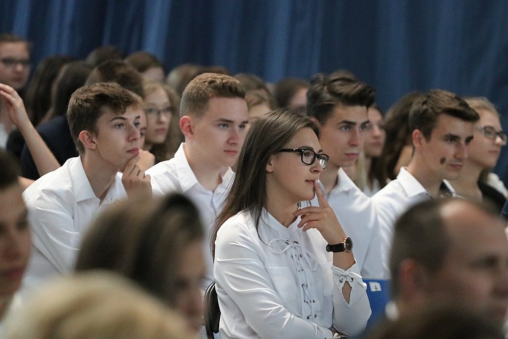 Zakończenie roku szkolnego w I Liceum Ogólnokształcącym [22.06.2018] - zdjęcie #18 - eOstroleka.pl
