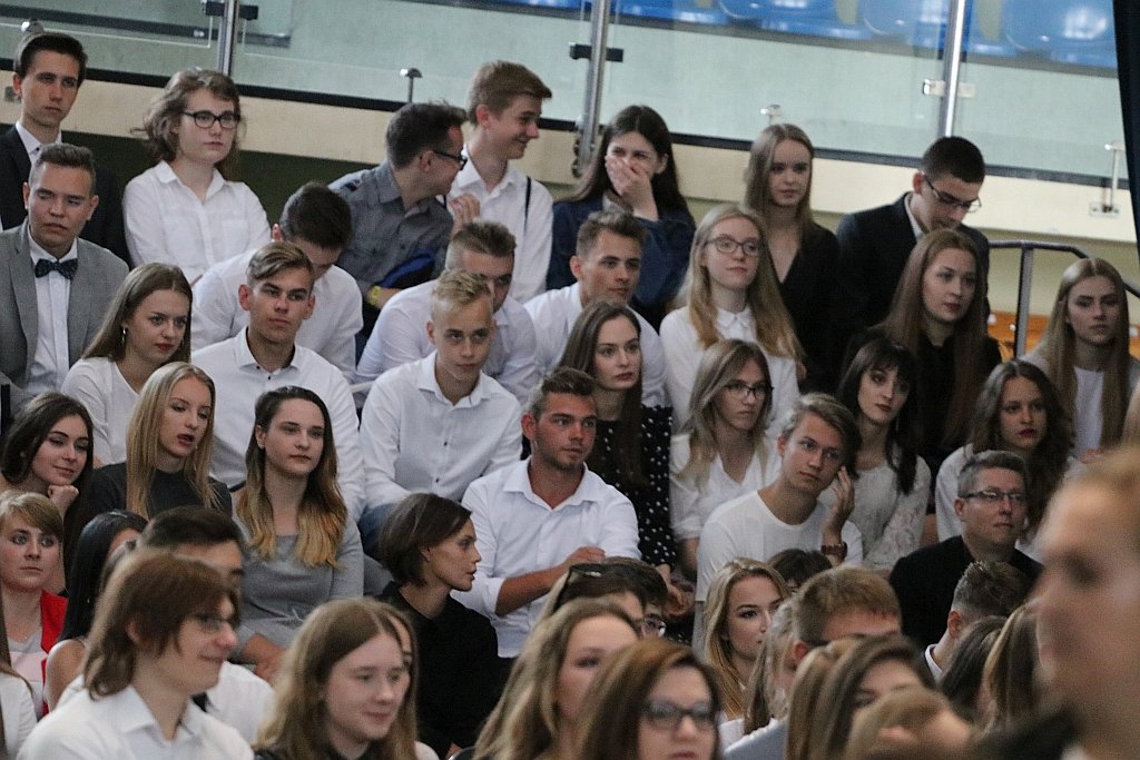 Zakończenie roku szkolnego w I Liceum Ogólnokształcącym [22.06.2018] - zdjęcie #20 - eOstroleka.pl