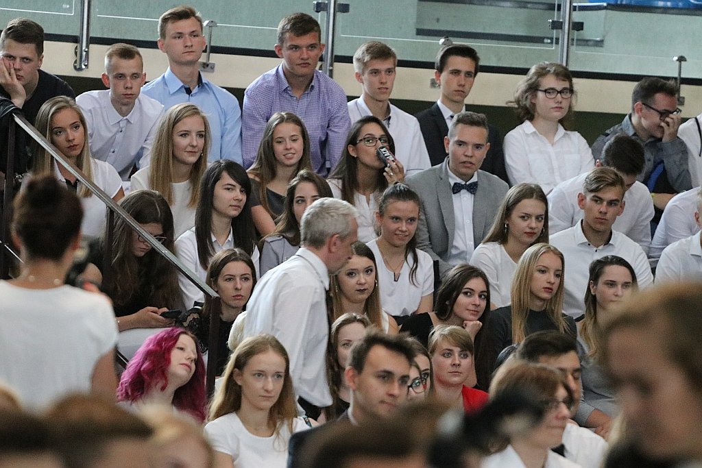 Zakończenie roku szkolnego w I Liceum Ogólnokształcącym [22.06.2018] - zdjęcie #21 - eOstroleka.pl