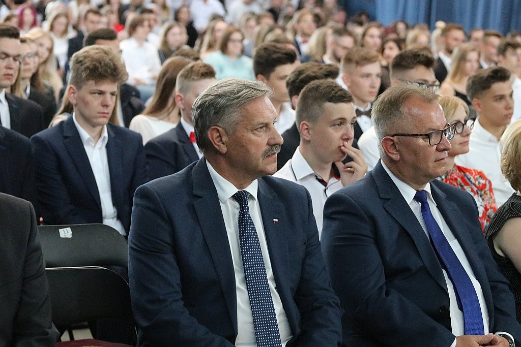 Zakończenie roku szkolnego w I Liceum Ogólnokształcącym [22.06.2018] - zdjęcie #26 - eOstroleka.pl