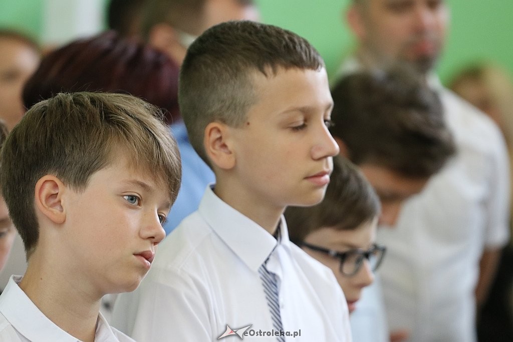 Zakończenie roku szkolnego w Szkole Podstawowej nr 2 [22.06.2018] - zdjęcie #38 - eOstroleka.pl