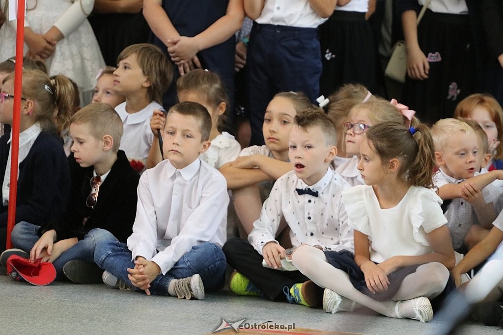 Zakończenie roku szkolnego w Szkole Podstawowej nr 2 [22.06.2018] - zdjęcie #49 - eOstroleka.pl