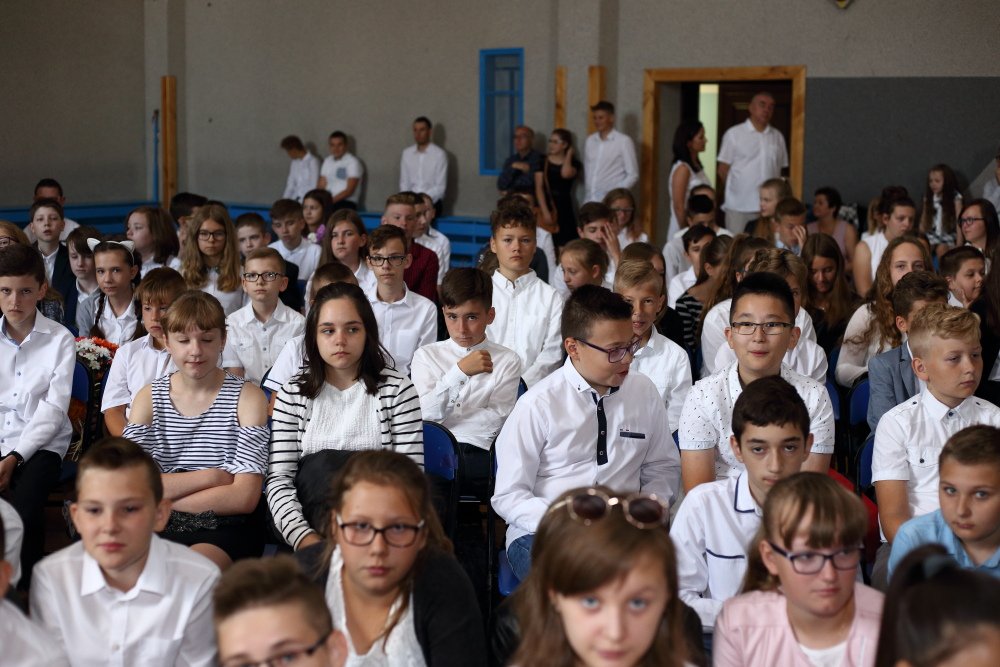 Zakończenie roku szkolnego w Szkole Podstawowej nr 10 [22.06.2018] - zdjęcie #3 - eOstroleka.pl
