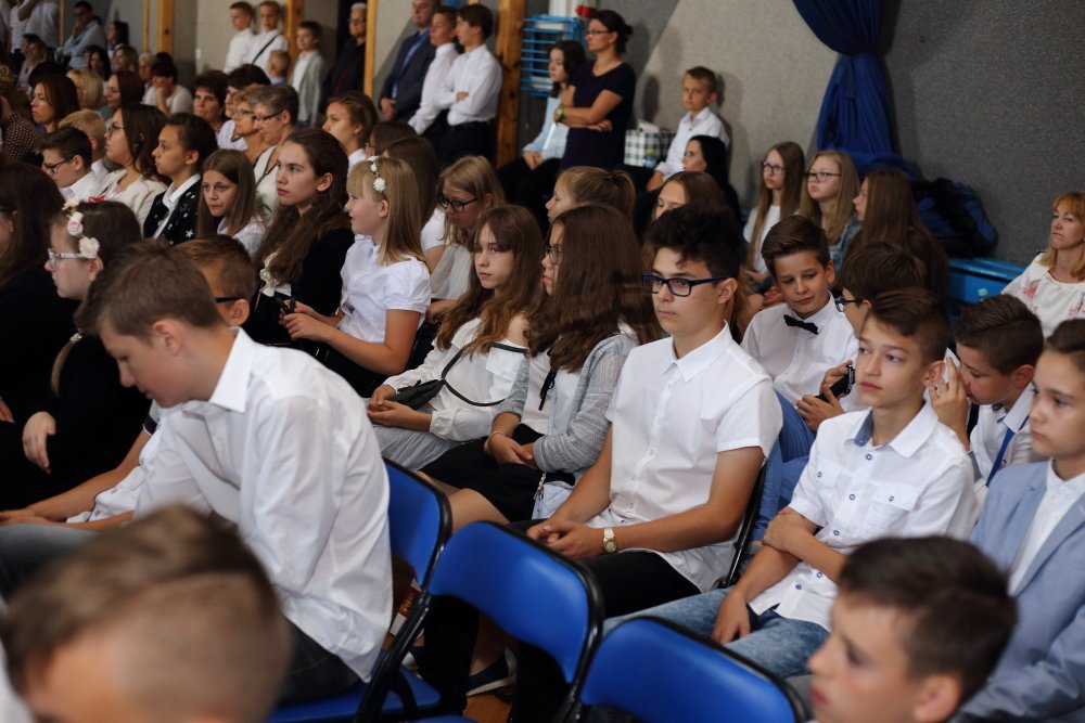 Zakończenie roku szkolnego w Szkole Podstawowej nr 10 [22.06.2018] - zdjęcie #21 - eOstroleka.pl