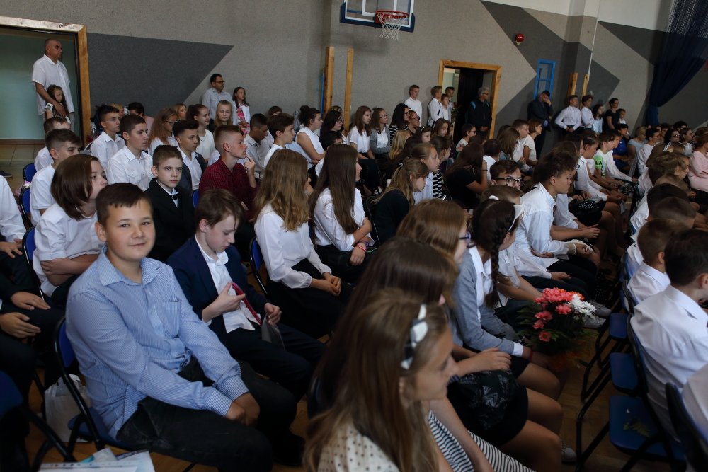 Zakończenie roku szkolnego w Szkole Podstawowej nr 10 [22.06.2018] - zdjęcie #26 - eOstroleka.pl