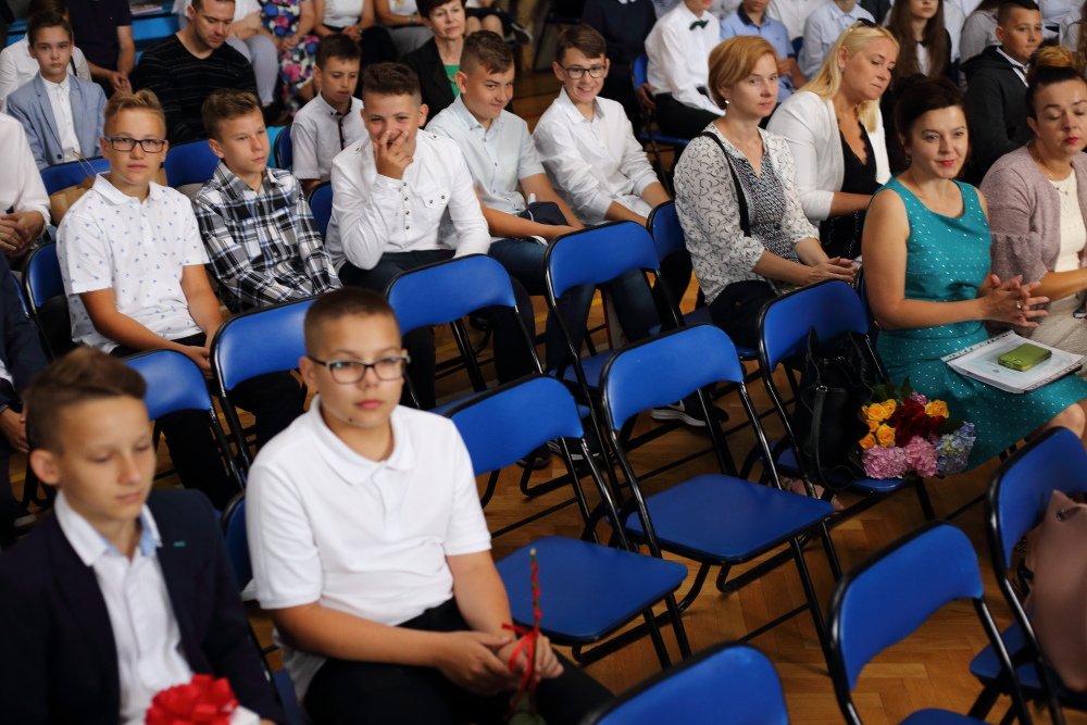 Zakończenie roku szkolnego w Szkole Podstawowej nr 10 [22.06.2018] - zdjęcie #37 - eOstroleka.pl