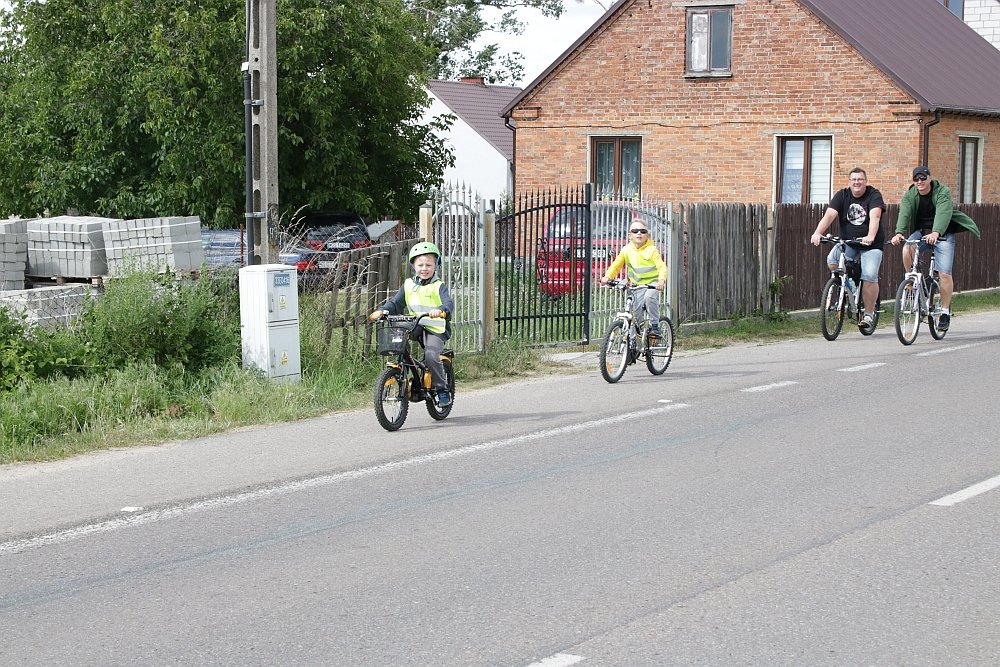 Przedszkolny rajd rowerowy do Kamianki [22.06.2018] - zdjęcie #15 - eOstroleka.pl
