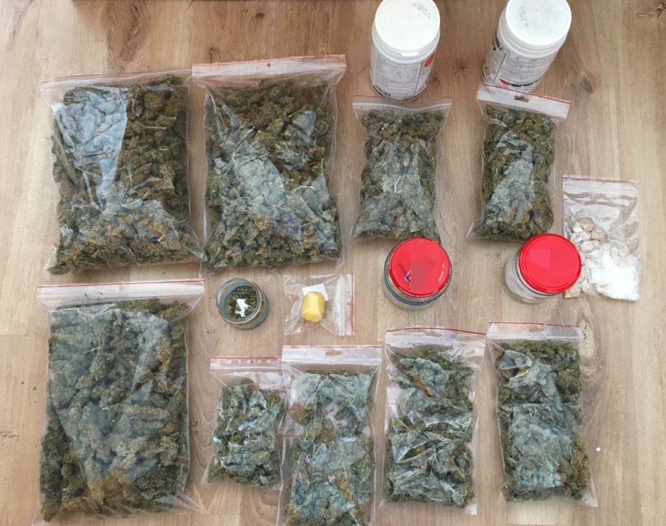 Mława: Policjanci zabezpieczyli 2 kilogramy narkotyków [11.07.2018] - zdjęcie #4 - eOstroleka.pl