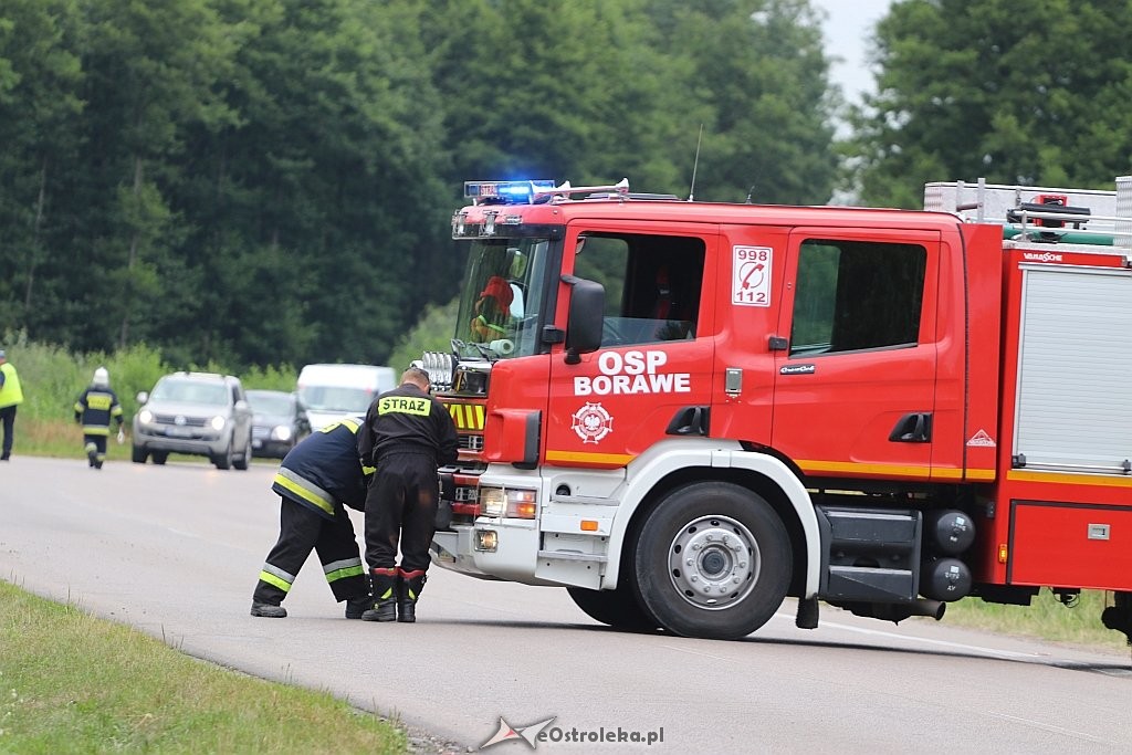 Wypadek w Borawem [11.07.2018] - zdjęcie #8 - eOstroleka.pl