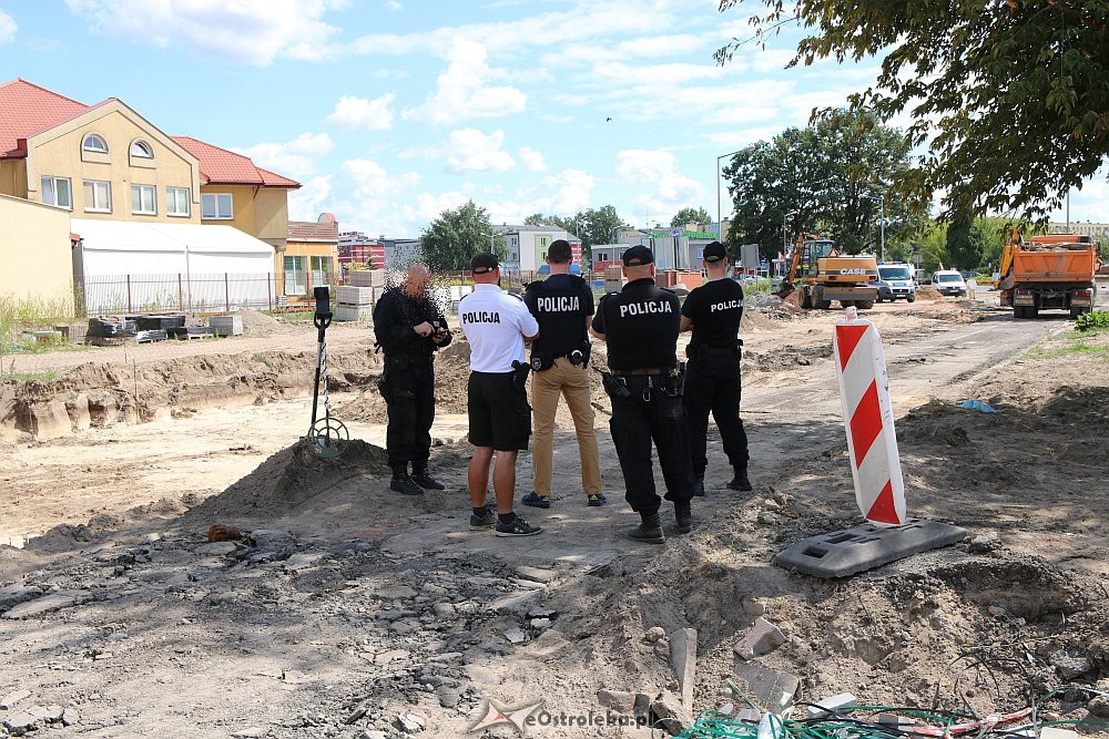 Niewybuch na budowie ulicy Witosa [06.08.2018] - zdjęcie #10 - eOstroleka.pl