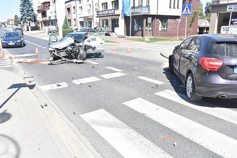 Wypadek w Wyszkowie: Ranne dwie osoby [10.08.2018] - zdjęcie #3 - eOstroleka.pl