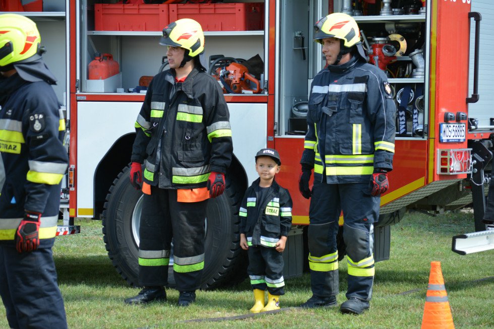 Rodzinna zabawa przy ognisku we wsi Zalas [15.08.2018] - zdjęcie #30 - eOstroleka.pl