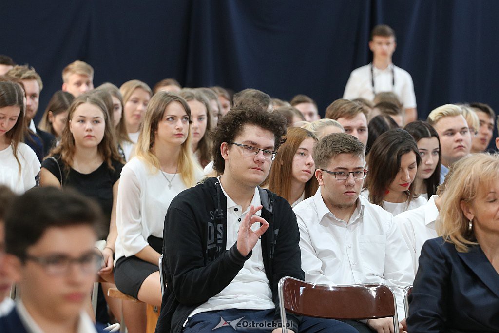 Rozpoczęcie roku szkolnego w ZSZ 3 w Ostrołęce [03.09.2018] - zdjęcie #14 - eOstroleka.pl