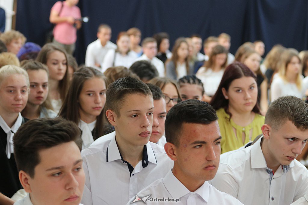 Rozpoczęcie roku szkolnego w ZSZ 3 w Ostrołęce [03.09.2018] - zdjęcie #26 - eOstroleka.pl