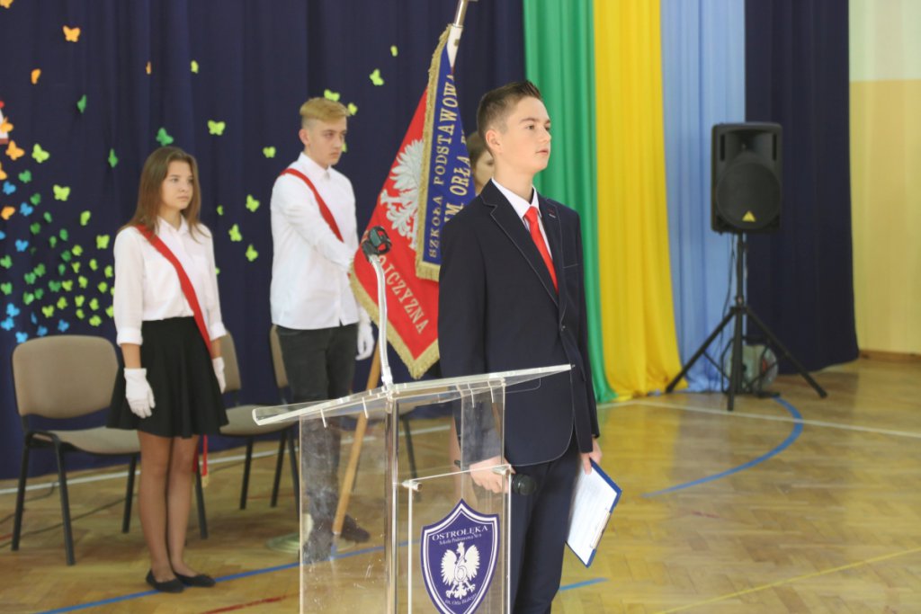 Rozpoczęcie roku szkolnego w SP 6 w Ostrołęce [03.09.2018] - zdjęcie #9 - eOstroleka.pl
