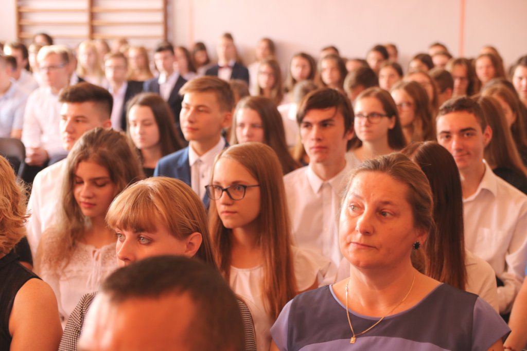 Rozpoczęcie roku szkolnego w II LO w Ostrołęce [03.09.2018] - zdjęcie #29 - eOstroleka.pl