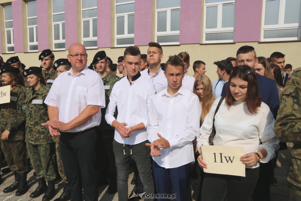Rozpoczęcie roku szkolnego w ZSZ nr 2 w Ostrołęce [03.09.2018] - zdjęcie #9 - eOstroleka.pl