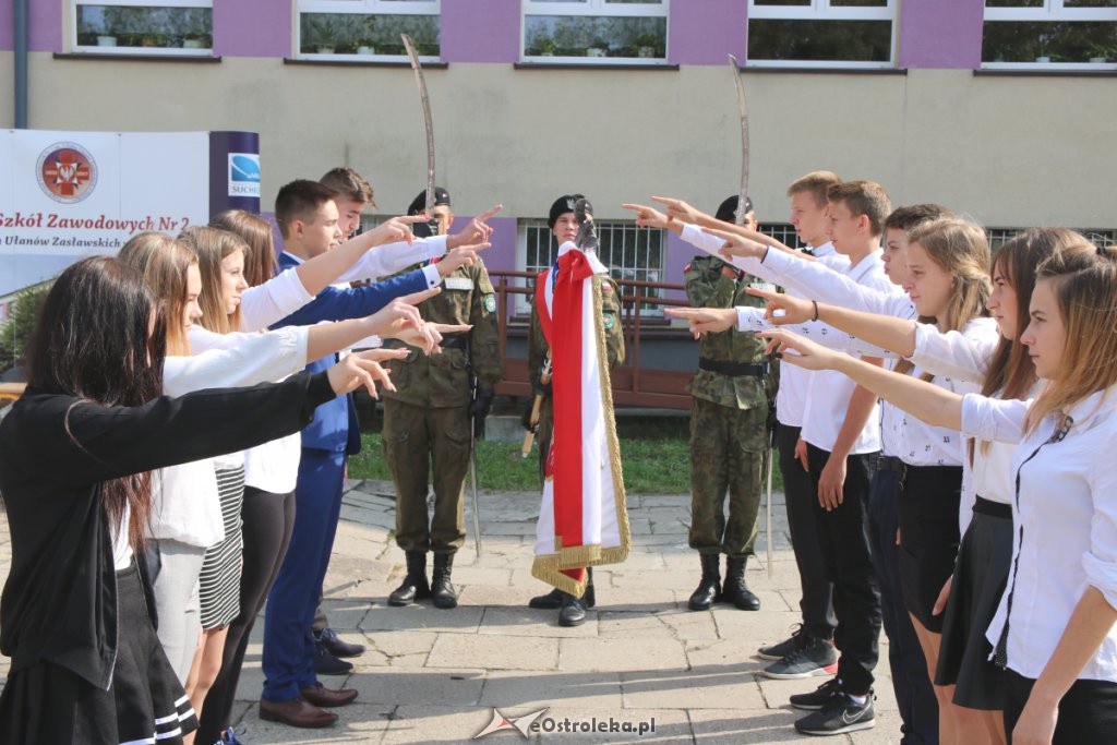 Rozpoczęcie roku szkolnego w ZSZ nr 2 w Ostrołęce [03.09.2018] - zdjęcie #19 - eOstroleka.pl