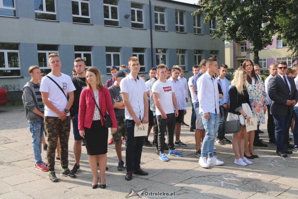 Rozpoczęcie roku szkolnego w ZSZ nr 2 w Ostrołęce [03.09.2018] - zdjęcie #26 - eOstroleka.pl