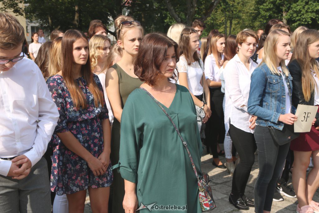 Rozpoczęcie roku szkolnego w ZSZ nr 2 w Ostrołęce [03.09.2018] - zdjęcie #40 - eOstroleka.pl