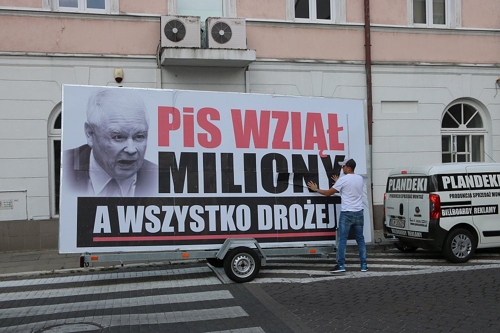 Konwój wstydu w Ostrołęce. Koalicja PO i .Nowoczesnej rozpoczyna kampanię wyborczą [04.09.2018] - zdjęcie #26 - eOstroleka.pl