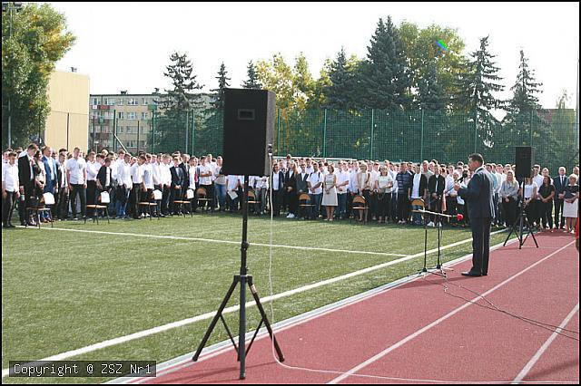 Rozpoczęcie roku szkolnego 2018/2019 w ZSZ nr 1 [03.09.2018] - zdjęcie #4 - eOstroleka.pl