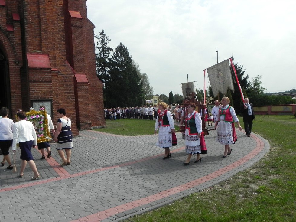 Zalas: Uroczystość poświęcenia chorągwi kościelnej [08.09.2018] - zdjęcie #46 - eOstroleka.pl