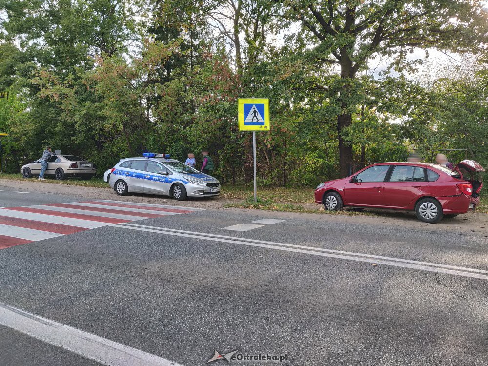 Uwaga kierowcy! Karambol na DK-53 przy wjeździe do Ostrołęki [23.09.2018] - zdjęcie #20 - eOstroleka.pl