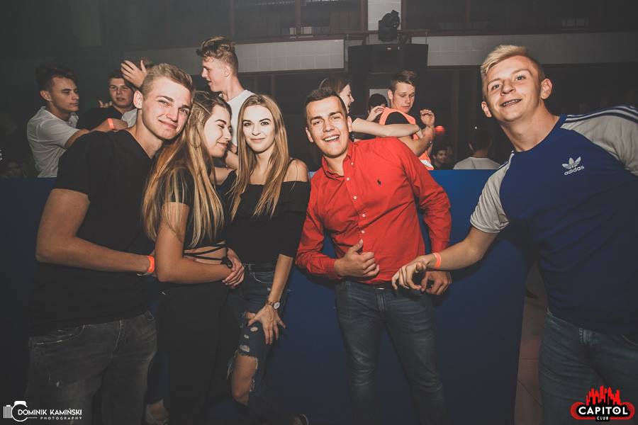 Noc Wariatów w Clubie Capitol Sypniewo [28.09.2018] - zdjęcie #112 - eOstroleka.pl