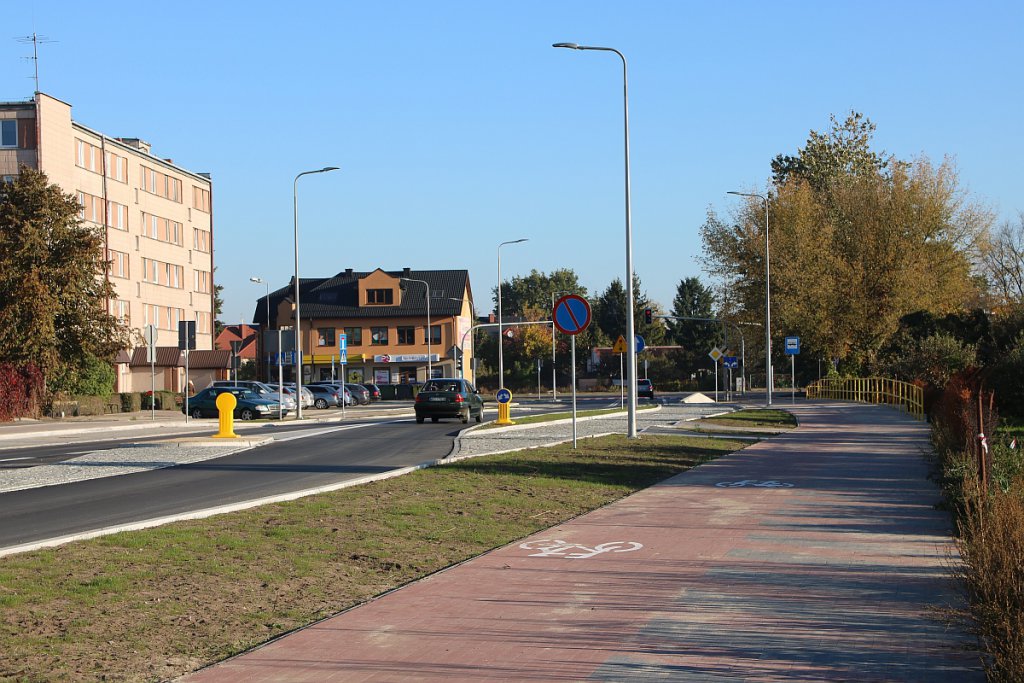 Ulica Dobrzańskiego oficjalnie oddana do użytku [12.10.2018] - zdjęcie #26 - eOstroleka.pl