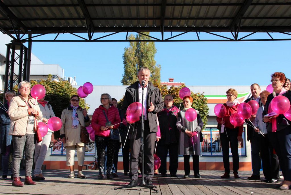 Marsz Różowej Wstążki w Ostrołęce [13.10.2018] - zdjęcie #12 - eOstroleka.pl