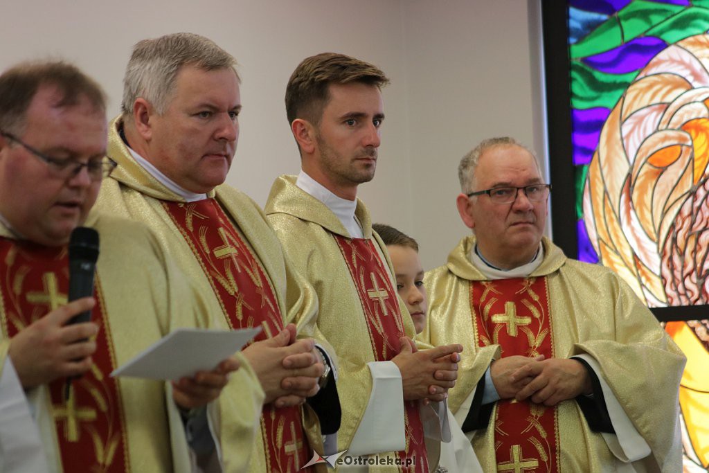 Przekazanie relikwii św. Jana Pawła II do szpitalnej kaplicy [17.10.2018] - zdjęcie #10 - eOstroleka.pl
