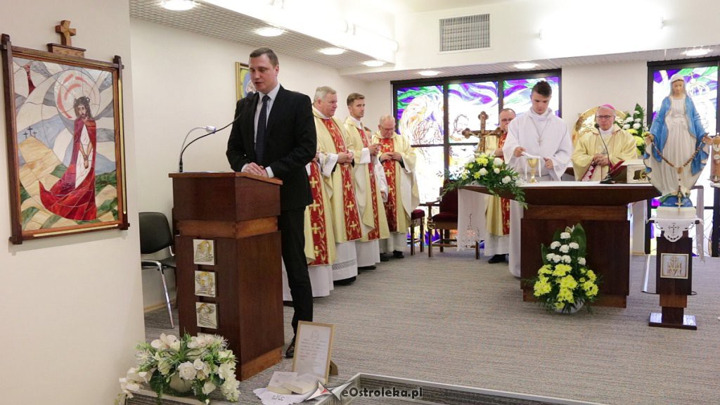 Przekazanie relikwii św. Jana Pawła II do szpitalnej kaplicy [17.10.2018] - zdjęcie #39 - eOstroleka.pl
