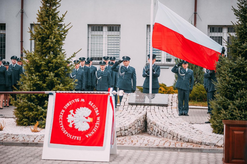 Sztandar powiewa w Zakładzie Karnym w Przytułach [18.10.2018] - zdjęcie #20 - eOstroleka.pl