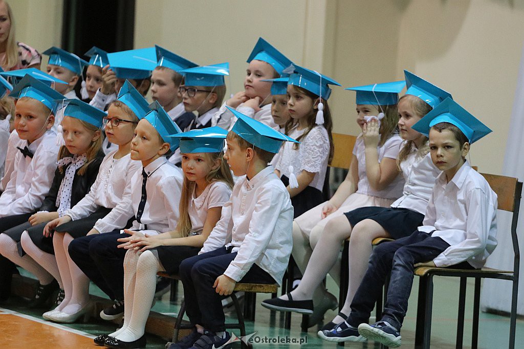Pasowanie na ucznia w Szkole Podstawowej nr 5 [25.10.2018] - zdjęcie #5 - eOstroleka.pl