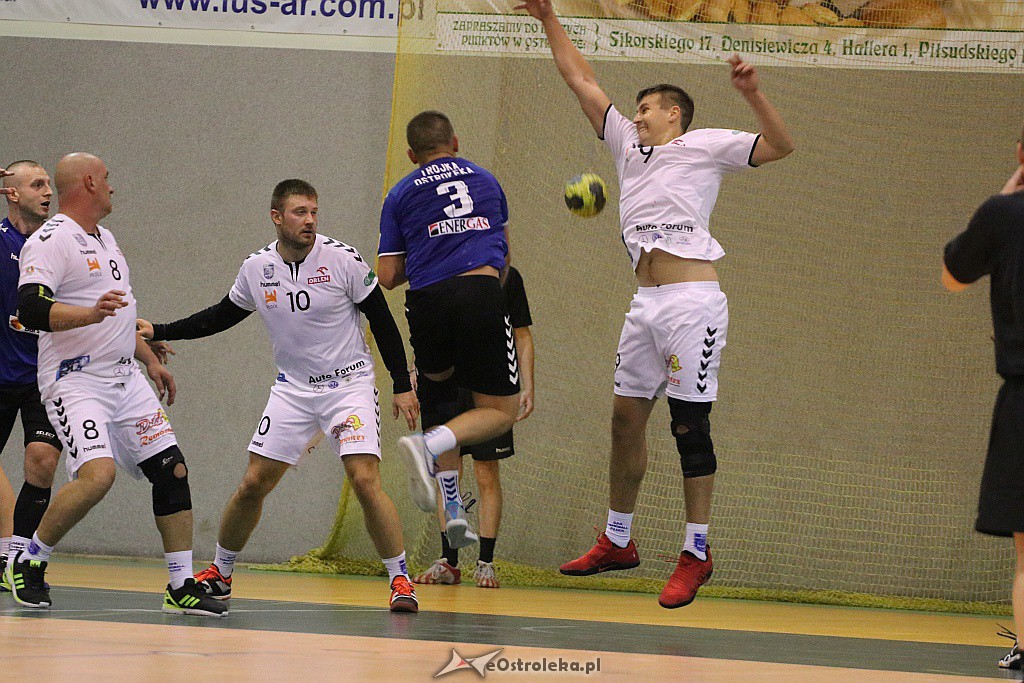 Trójka Ostrołęka - SPR Handball Płock [28.10.2018] - zdjęcie #29 - eOstroleka.pl