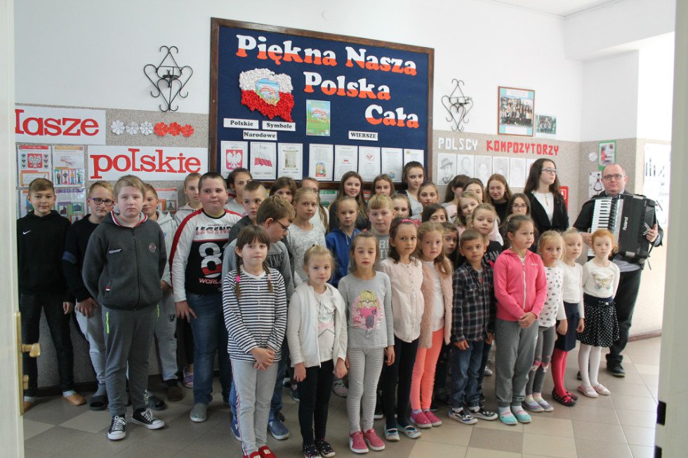 Projekt „Piękna nasza Polska cała” w SP w Zalasiu [29.10.2018] - zdjęcie #12 - eOstroleka.pl