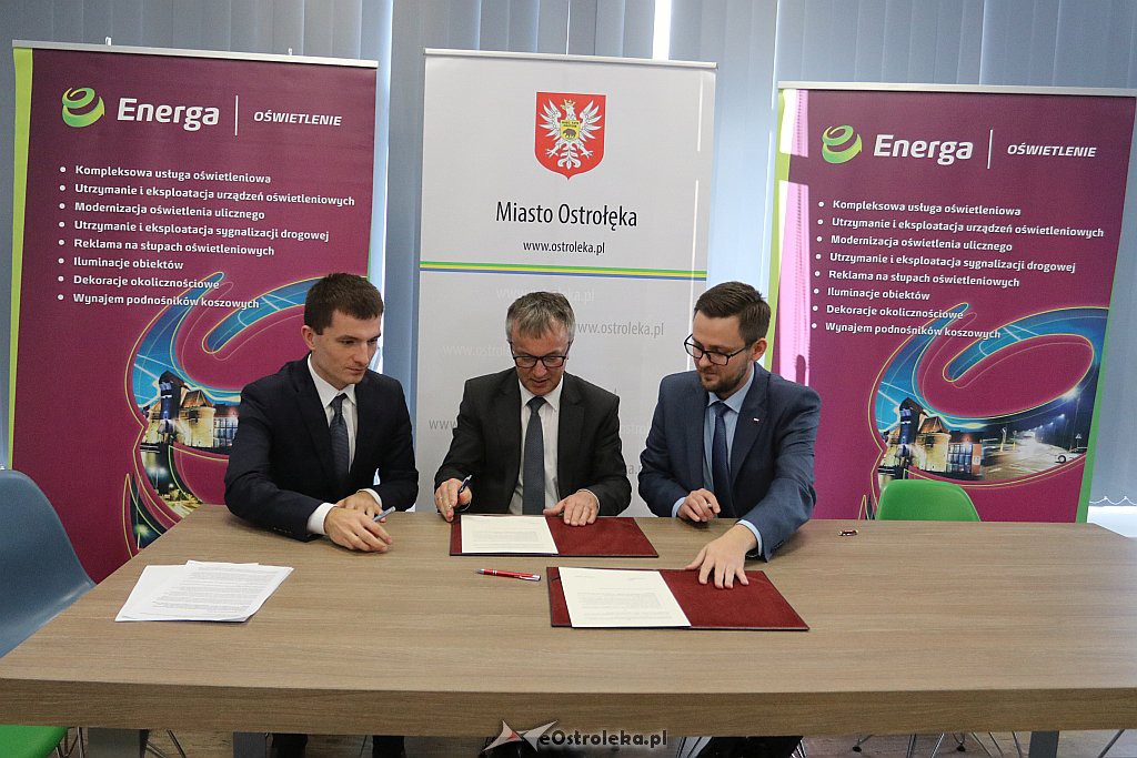 Podpisanie umowy na inwestycję Smart przejście [31.10.2018] - zdjęcie #5 - eOstroleka.pl