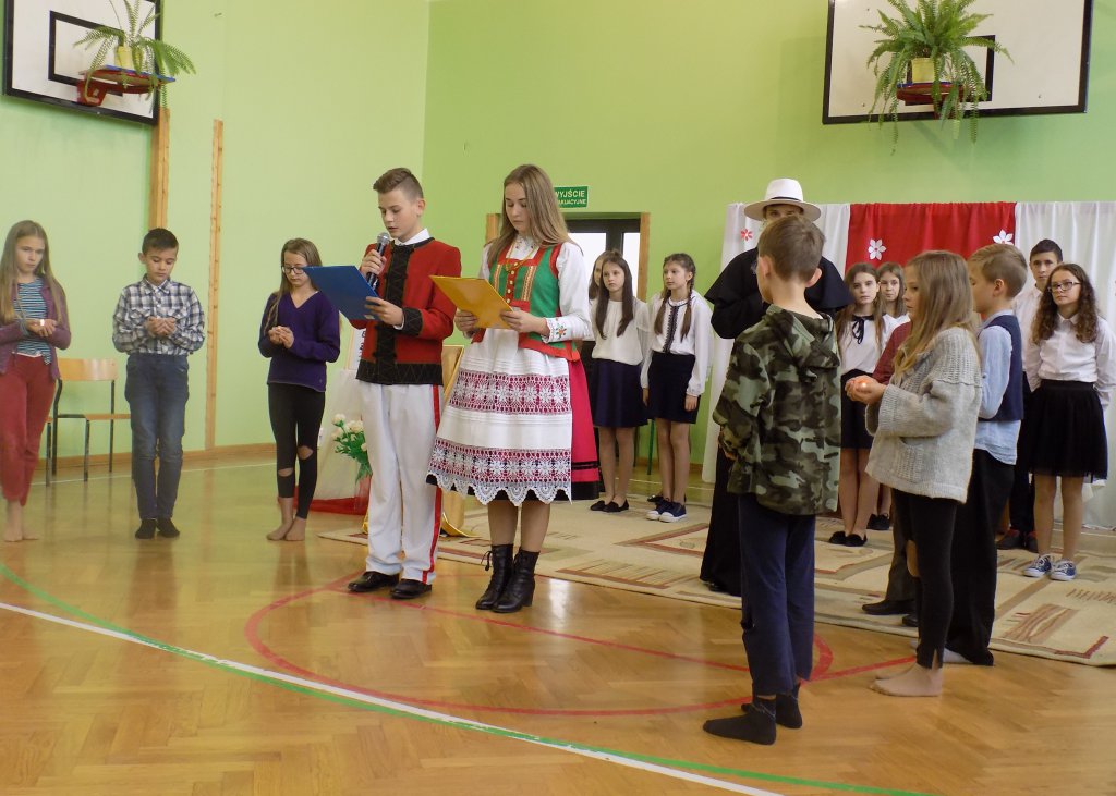 Dzień Patrona w Szkole Podstawowej w Wykrocie [02.11.2018] - zdjęcie #5 - eOstroleka.pl