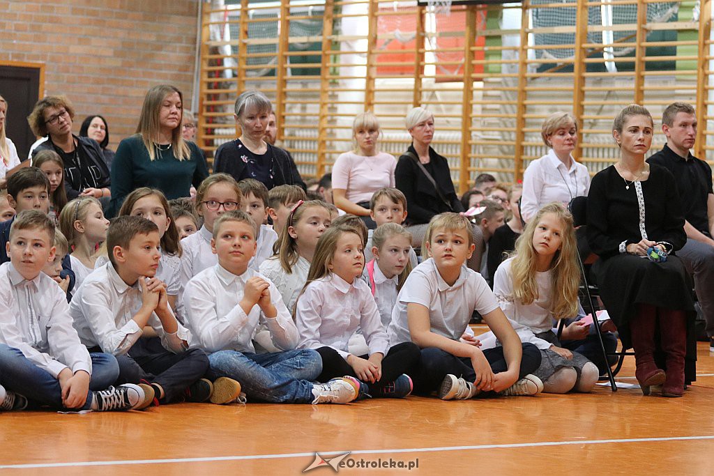 100-lecie niepodległości w Szkole Podstawowej nr 5 w Ostrołęce [08.11.2018] - zdjęcie #7 - eOstroleka.pl