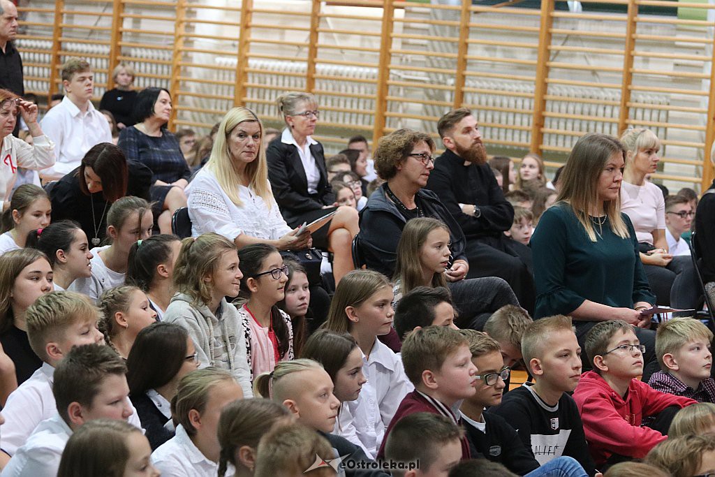 100-lecie niepodległości w Szkole Podstawowej nr 5 w Ostrołęce [08.11.2018] - zdjęcie #13 - eOstroleka.pl