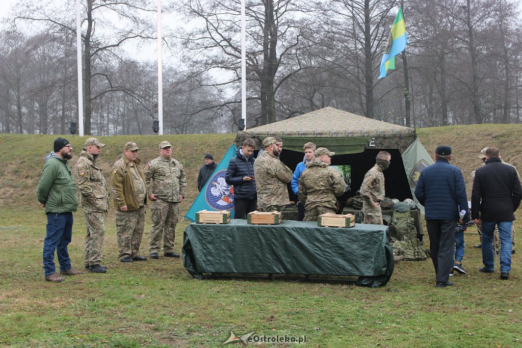 Ostrołęka: Trwa piknik militarny na Fortach Bema [10.11.2018] - zdjęcie #19 - eOstroleka.pl