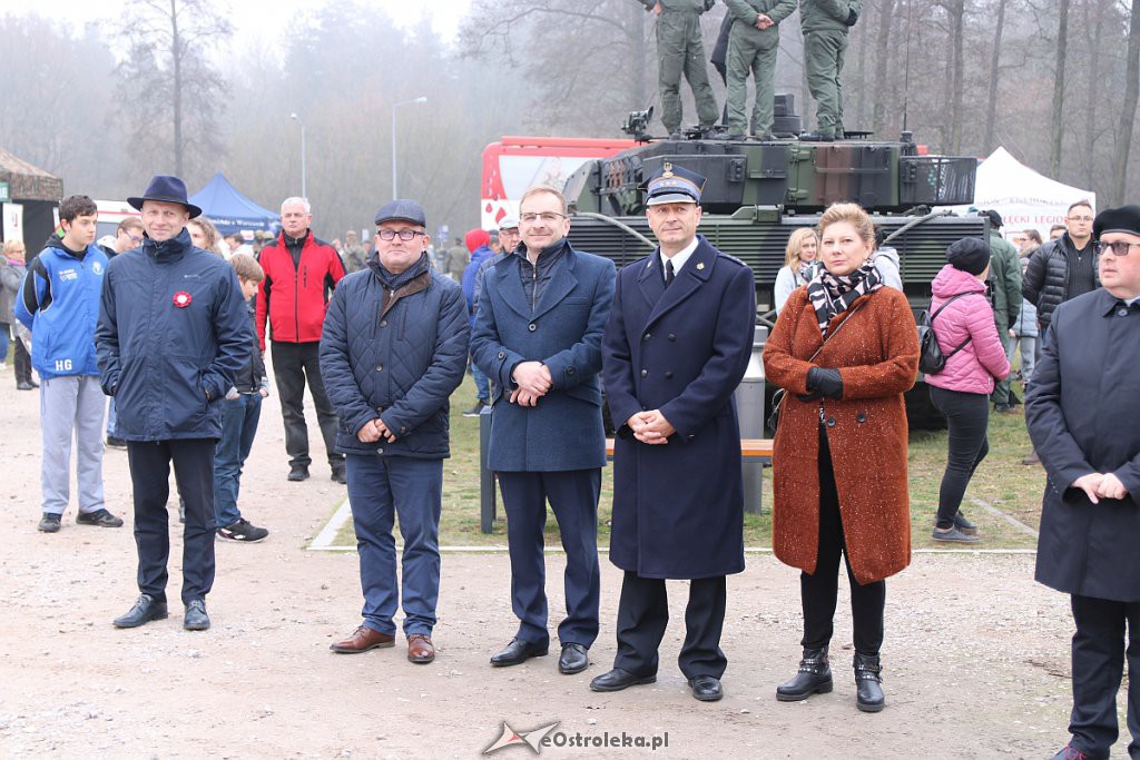 Ostrołęka: Trwa piknik militarny na Fortach Bema [10.11.2018] - zdjęcie #28 - eOstroleka.pl