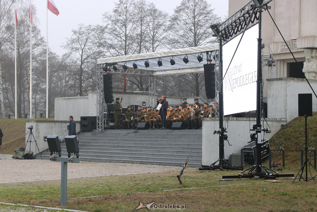 Ostrołęka: Trwa piknik militarny na Fortach Bema [10.11.2018] - zdjęcie #48 - eOstroleka.pl