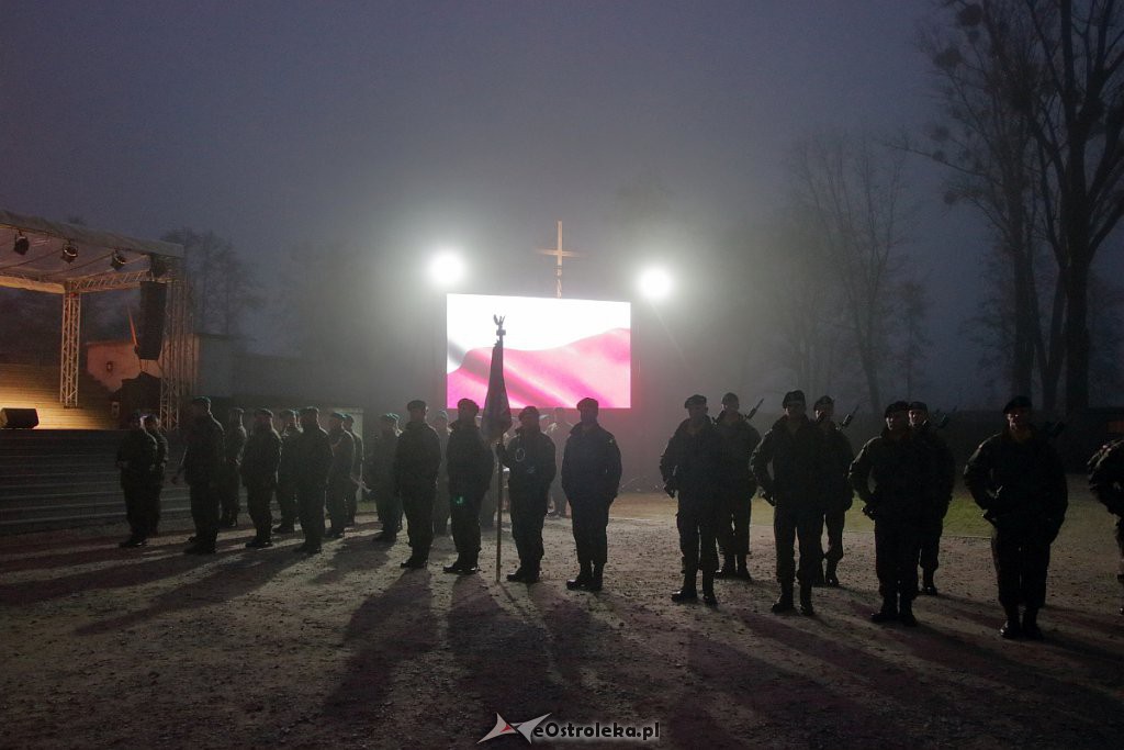 Capstrzyk Niepodległościowy na Fortach Bema [10.11.2018] - zdjęcie #28 - eOstroleka.pl