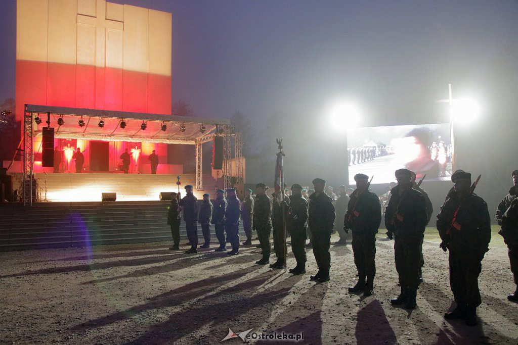 Capstrzyk Niepodległościowy na Fortach Bema [10.11.2018] - zdjęcie #34 - eOstroleka.pl