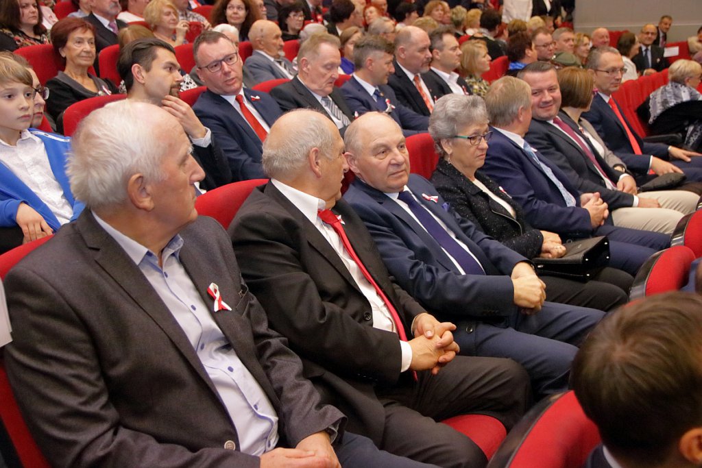 Uroczysta sesja Rady Miasta Ostrołęki [11.11.2018] - zdjęcie #13 - eOstroleka.pl