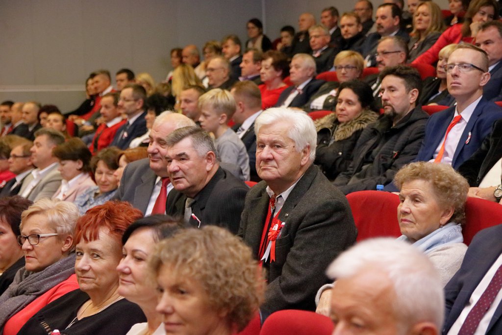 Uroczysta sesja Rady Miasta Ostrołęki [11.11.2018] - zdjęcie #50 - eOstroleka.pl