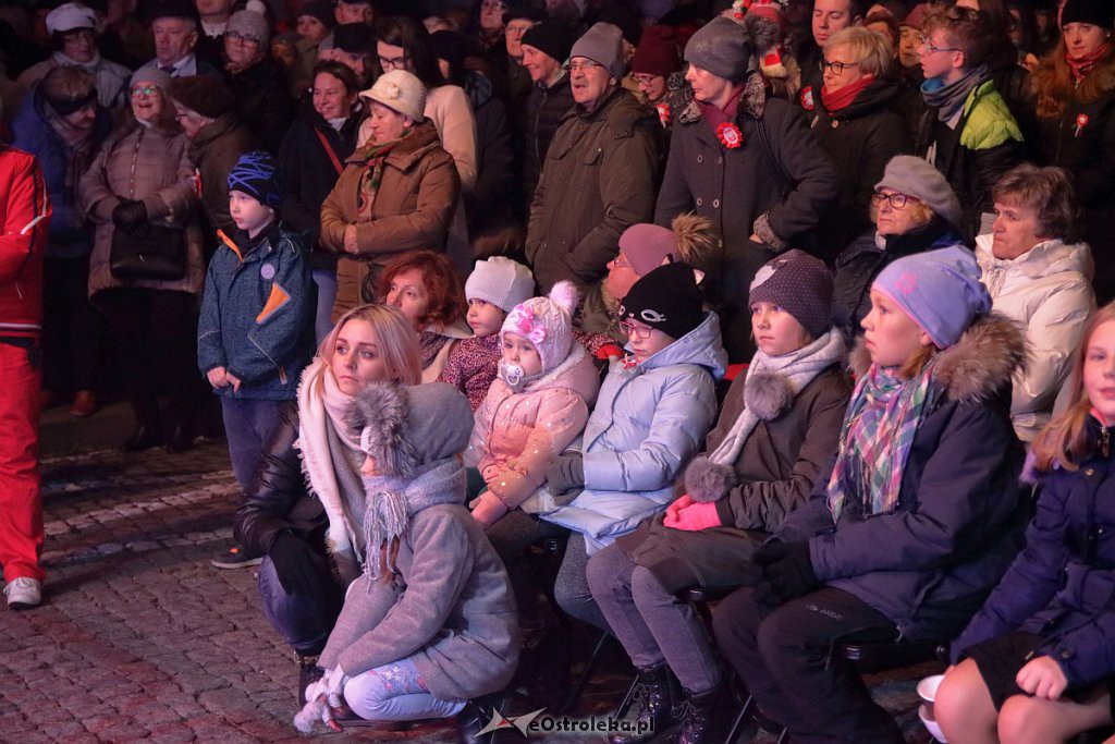 Ostrołęka zaśpiewała dla Niepodległej [11.11.2018] - zdjęcie #44 - eOstroleka.pl